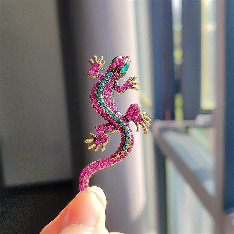 The Glittering Lizard Brooch