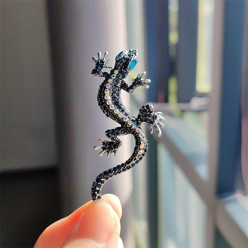 The Glittering Lizard Brooch
