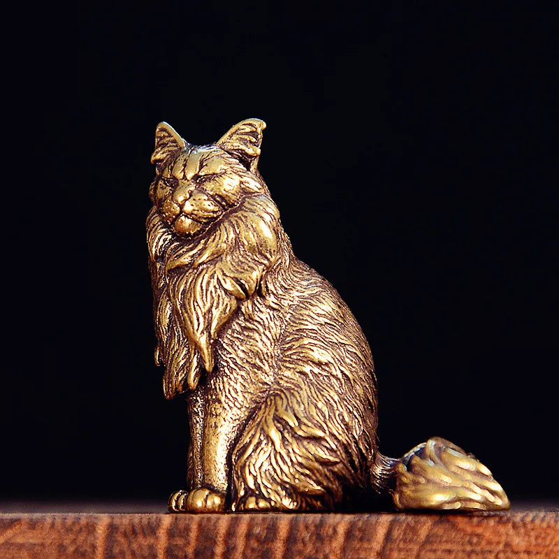 Maisie the Maine Coon bronze figurine, three-quarter view