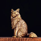 Maisie the Maine Coon bronze figurine, three-quarter view
