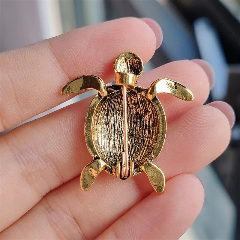 The Little Sea Turtle Brooch